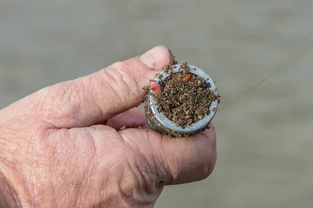 Matrix - Feederkorven Bell Feeder - Matrix 7 Matrix - Feederkorven Bell Feeder - Matrix - Afbeelding 5